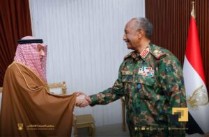 البرهان يبحث مع نائب وزير الخارجية السعودي مبادرة ترمب بن سلمان لإحلال السلام في السودان البرهان يبحث مع نائب وزير الخارجية السعودي مبادرة ترمب بن سلمان لإحلال السلام في السودان