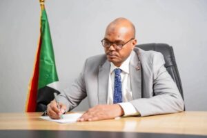 التربية تؤكد انعقاد امتحانات الشهادة السودانية في موعدها