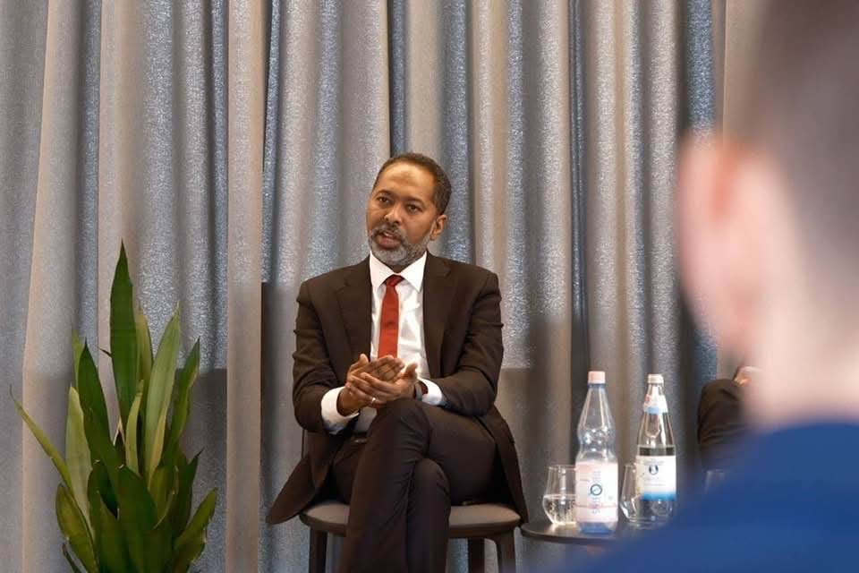 خالد عمر: وفد «صمود» يعقد لقاءات رفيعة في برلين لبحث سبل وقف الحرب في السودان