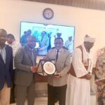 في ليلة وفاء استثنائية بالرياض: تكريم البروفيسور محمد أحمد عبد الله رمزاً للعطاء الطبي والإنساني