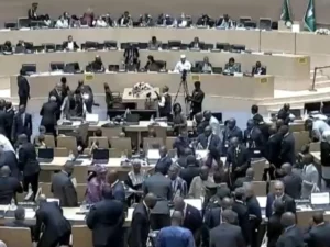 افتتاح أعمال القمة الإفريقية الـ39 في أديس أبابا.. والأمم المتحدة تدعو لإنهاء حرب السودان افتتاح أعمال القمة الإفريقية الـ39 في أديس أبابا.. والأمم المتحدة تدعو لإنهاء حرب السودان