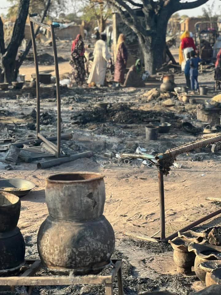 حريق يدمّر أكثر من ألف منزل في مخيم كلمة ويشرّد آلاف النازحين