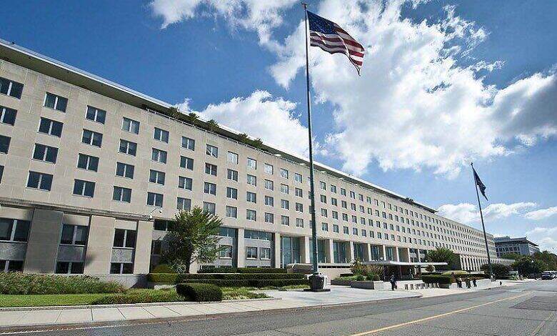 الخارجية الأمريكية تدعو رعايها إلى مغادرة 14 دولة في الشرق الأوسط