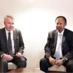 حمدوك يبحث مع المبعوث الأممي سبل وقف الحرب في السودان خلال لقاء ببرلين