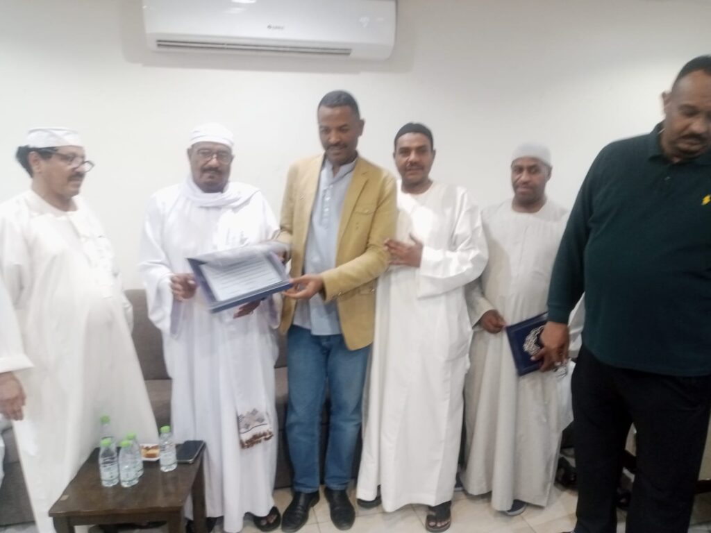 حين يردُّ الجميل… عمارة تحتفي بابنها الذي صنع من الرياضة وطناً