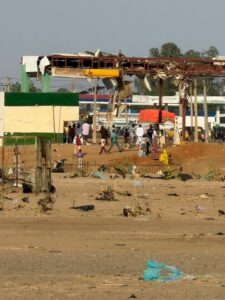 شبكة أطباء السودان: مقتل شخصين وإصابة ٧ في قصف مسيّرة للدعم السريع استهدفت محطة وقود بربك
