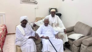 وداع مؤثر للبروفيسور علي شمو في حائل قبل عودته إلى السودان
