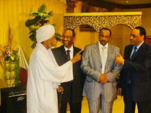 عز الدين عمر موسى.. علمٌ غزير وتواضعٌ نبيل وحضورٌ لا يُنسى عز الدين عمر موسى.. علمٌ غزير وتواضعٌ نبيل وحضورٌ لا يُنسى