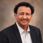 ثمر ابنة الزميل الإعلامي محمد جمال الدين تتلقى تهنئة من وزيرة التربية والتعليم القطرية لتفوقها في الثانوية العامة