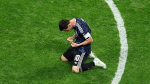 الأرجنتين تهزم إنجلترا في “الوقت القاتل”.. وتبلغ نهائي كأس العالم 2026