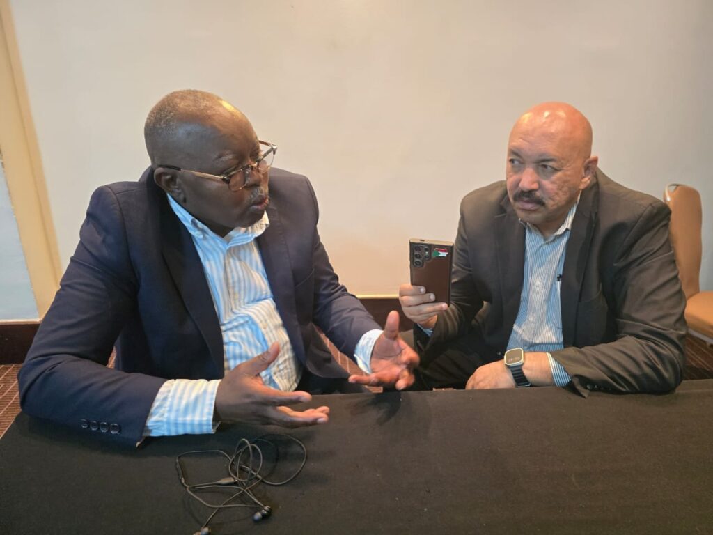 عبد الواحد محمد نور: لا سودان معافى ومستقر بوجود الكيزان